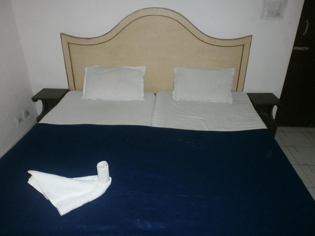 Hotel Safari Agra  Habitación foto