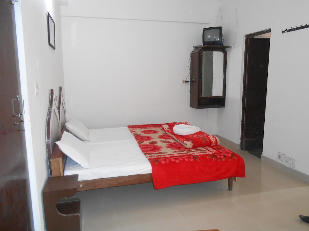 Hotel Safari Agra  Habitación foto